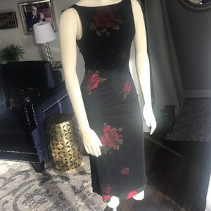 bebe midi dress roses with overlay size Small